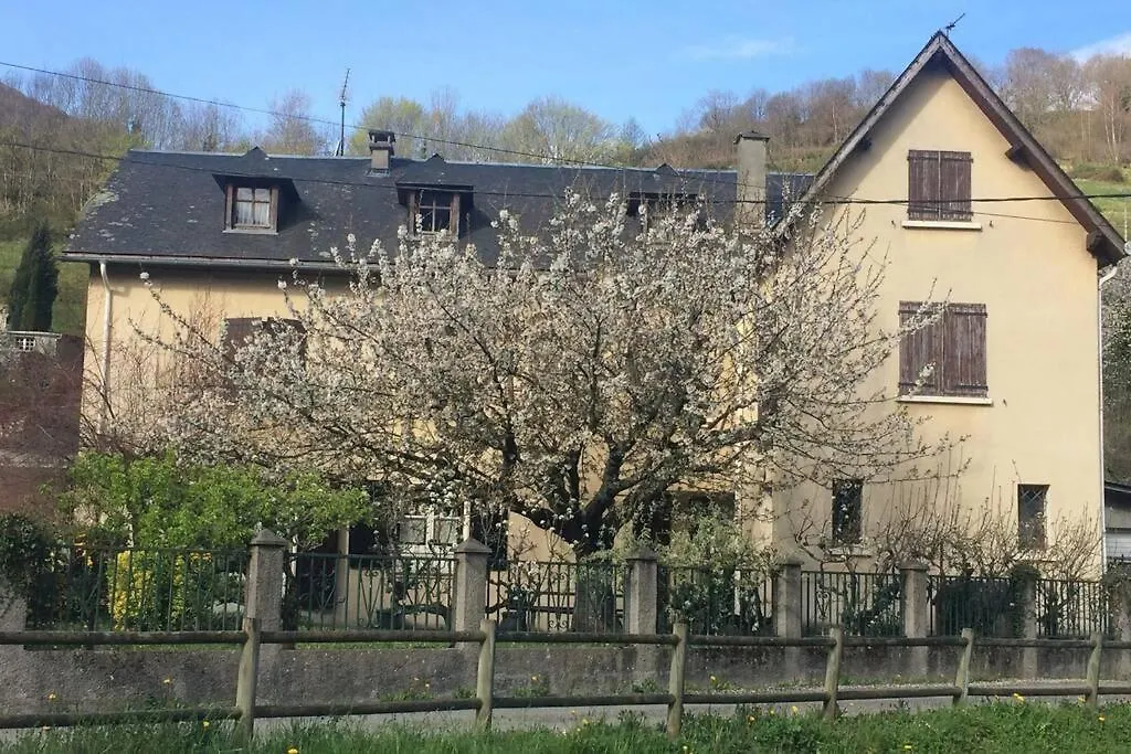 Maison Pyrenees Proche Saint-Lary, LoudenvielleSarrancolin フランス