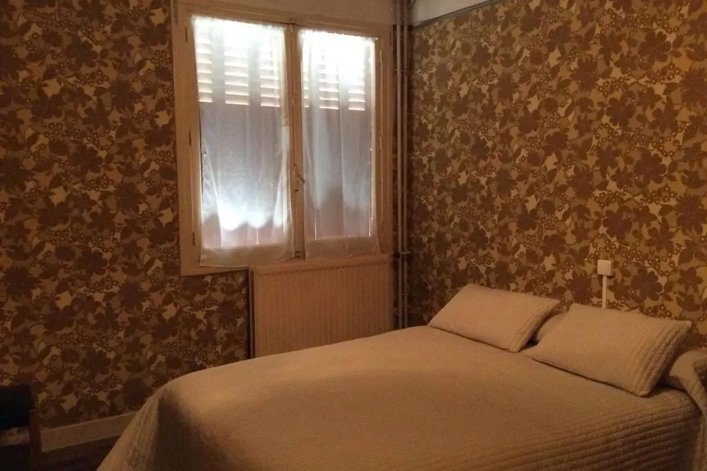 Maison Pyrenees Proche Saint-Lary, LoudenvielleSarrancolin フランス